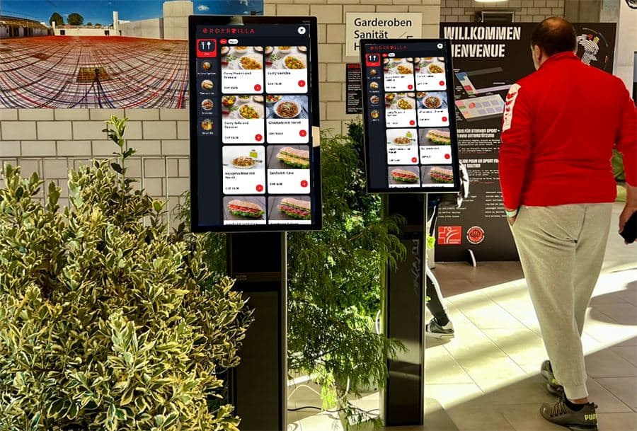 Originale SUNMI FLEX3 beim Turniereinsatz mit eingesetzter Orderzilla-Menüansicht.